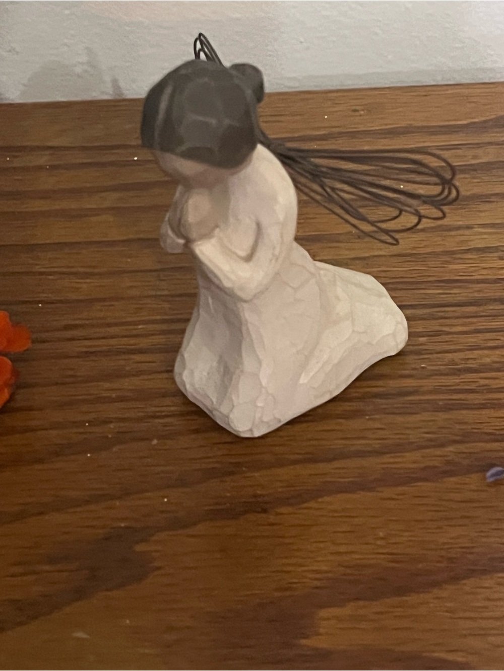 Willow tree White Angel Figurine with Gray Hair - Home Art